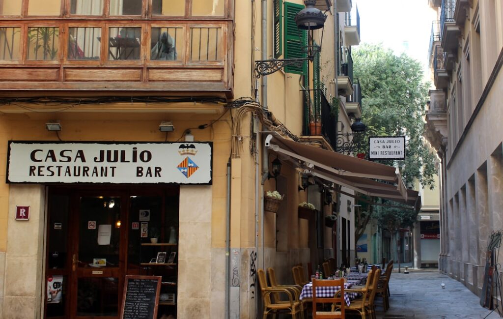 Palma de Mallorca Santa Catalina market tapas stalls